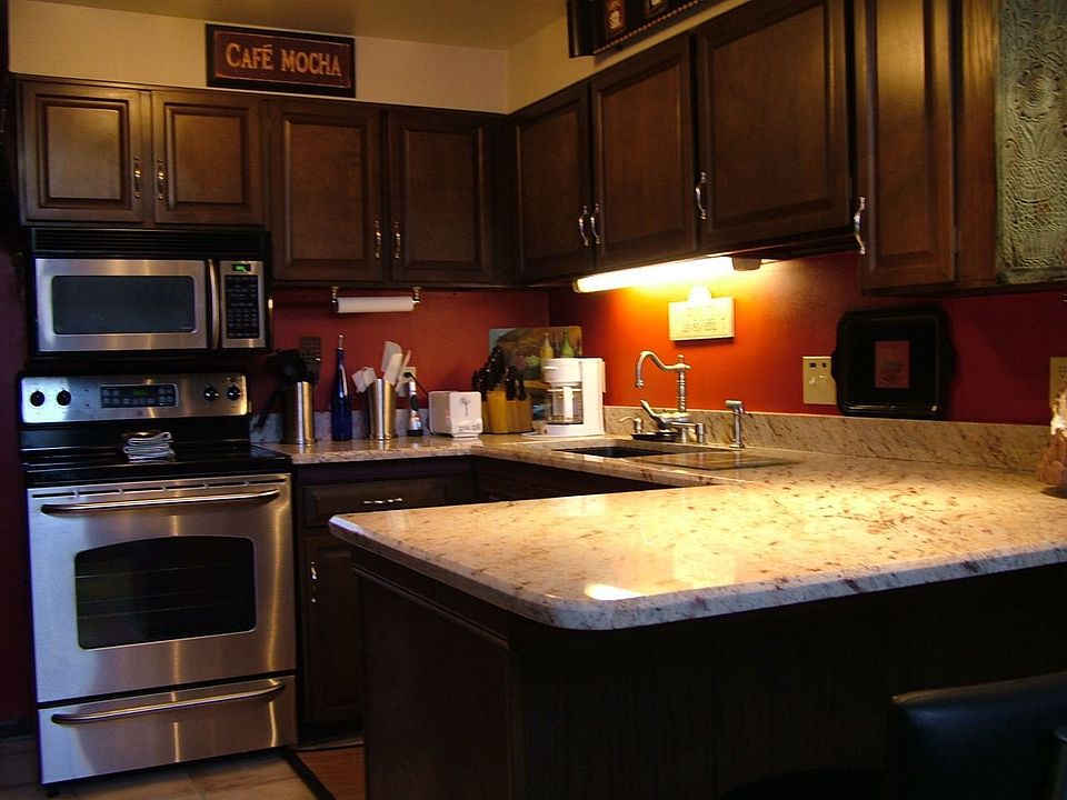 Granite C-Tops in Kitchen