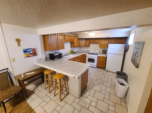 6800 S 2300 E, Salt Lake City, UT 84121