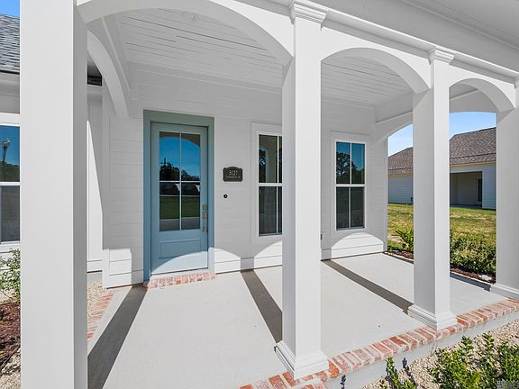 4th image of 14451 Spalding Way