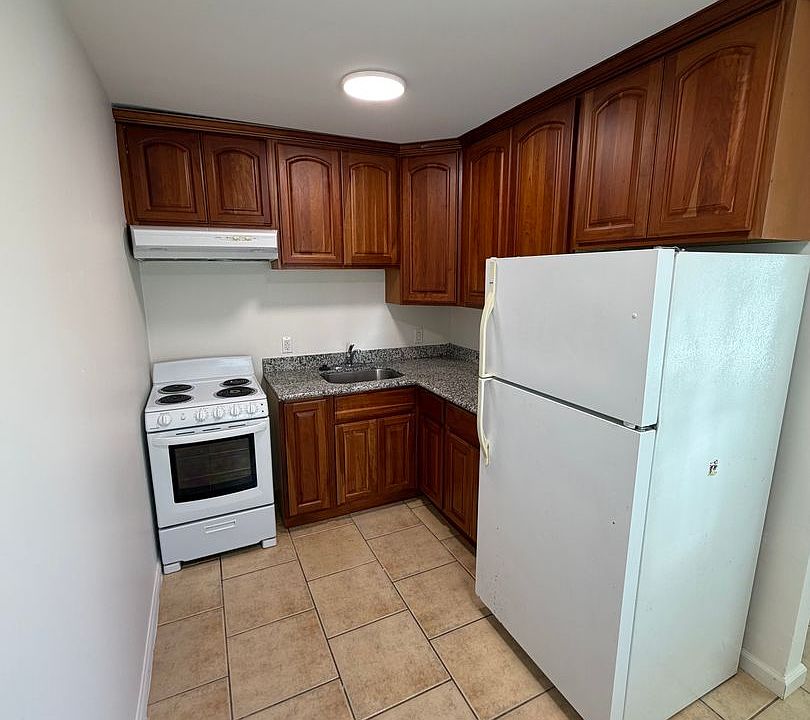 1st image of 60 E 40th Ave APT D