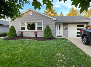625 S 6th Ave, Des Plaines, IL 60016