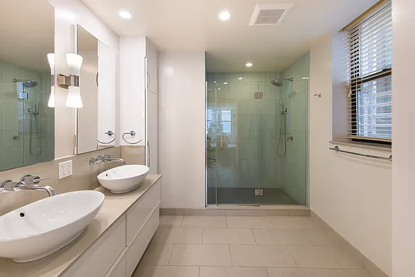 Rented by Compass | media 5