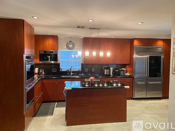4th image of 5232 Piping Rock Ln