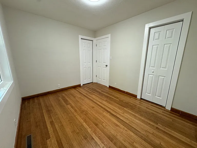 928 Meadow Dr — Photo 24