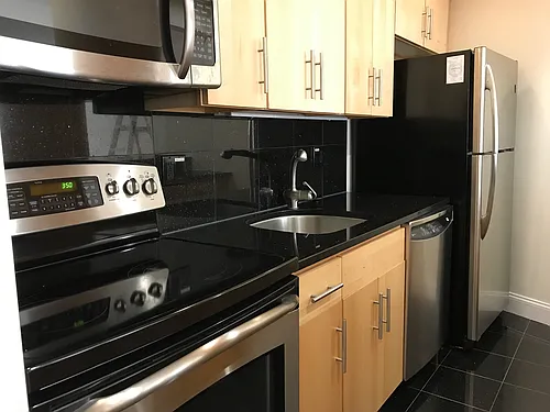 40 Harrison Ave #3B Photo 1