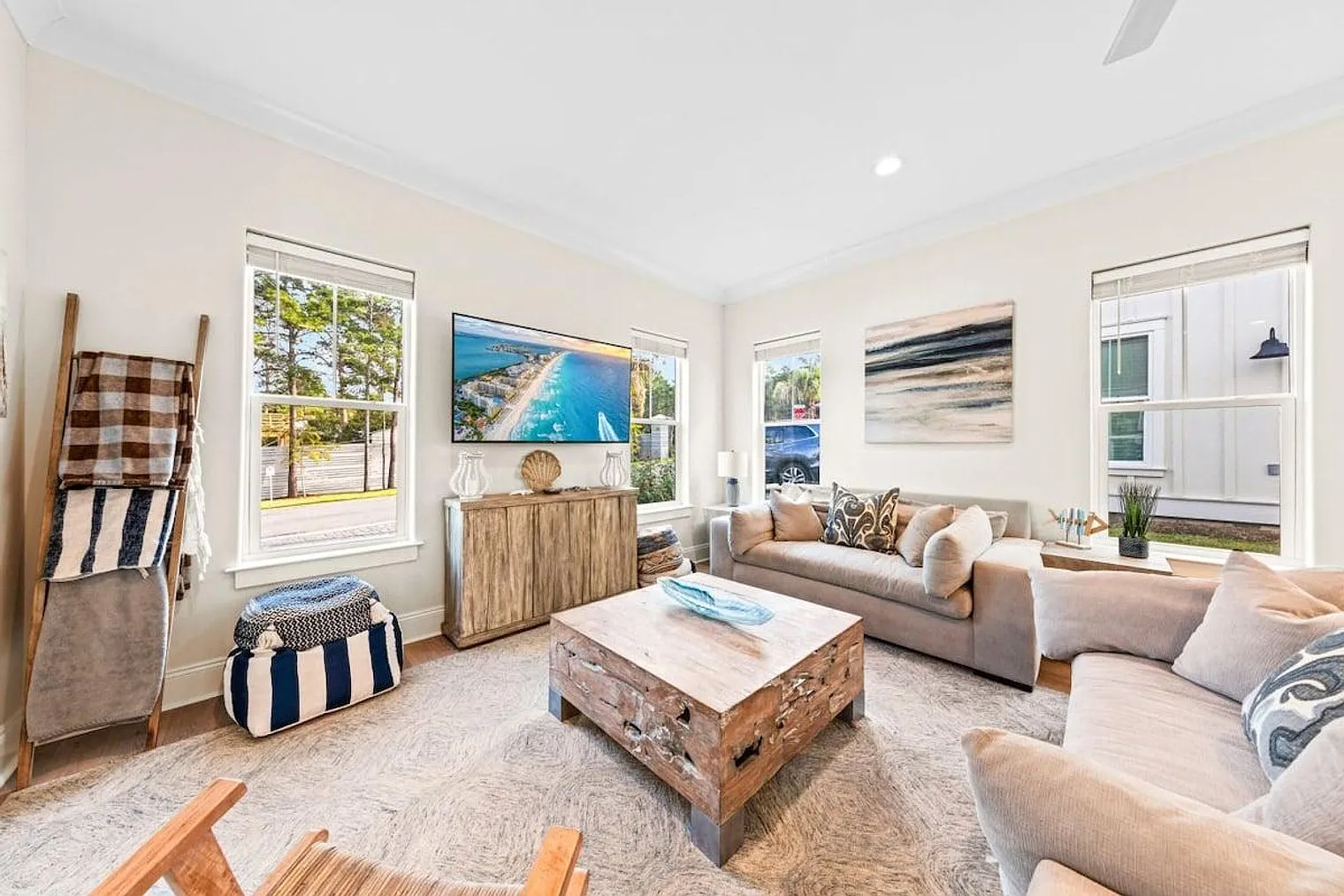 4 bed, 3.0 bath, 2088 sqft, $3,787 — Photo 3