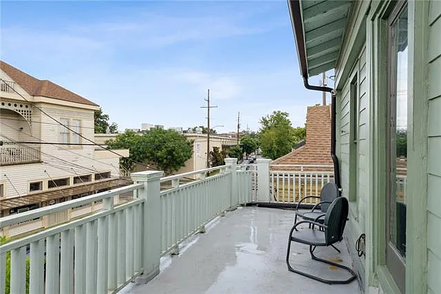 3918 Baronne St #202 — Photo 7