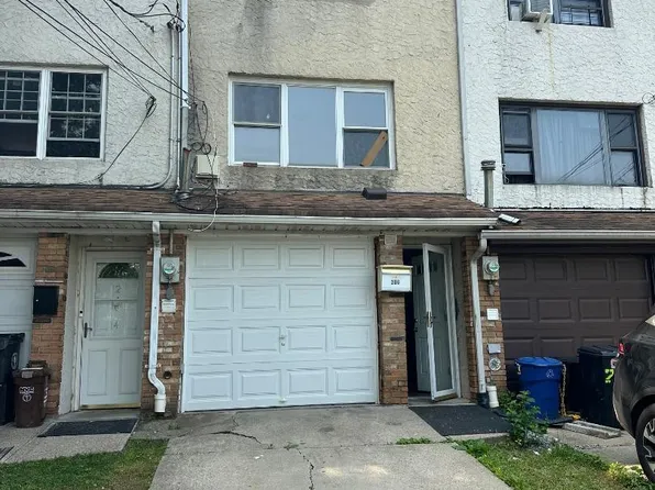 206 Market St, Staten Island, NY 10310