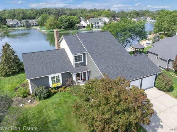 3975 Piute Dr SW, Grandville, MI 49418