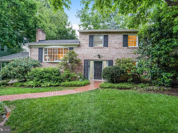 1403 Ellison St, Falls Church, VA 22046
