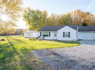 8927 Plank Rd, North Bloomfield, OH 44450