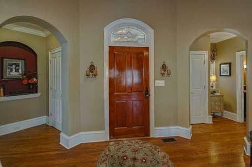 4th image of 160 Whippoorwill Way