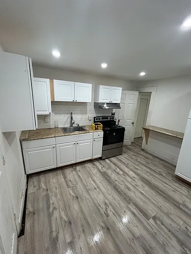 9 Robbins Ave #2 Photo 1