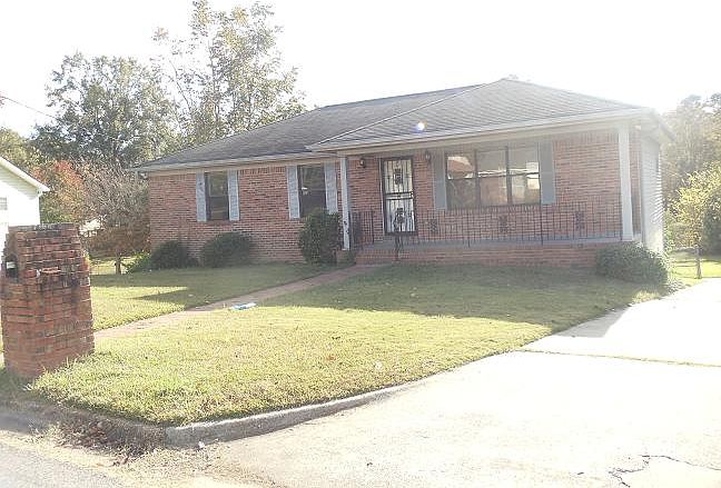 1st image of 325 37th Pl