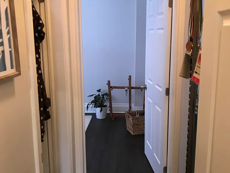 430 Maclaren St #1 — Photo 4