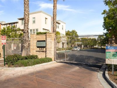 500 N Willowbrook Ave UNIT H-7, Compton, CA, 90220