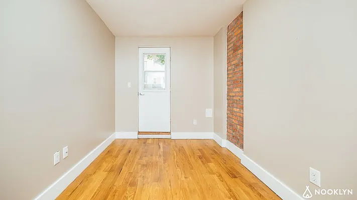 Rented by Nooklyn NYC LLC | media 24