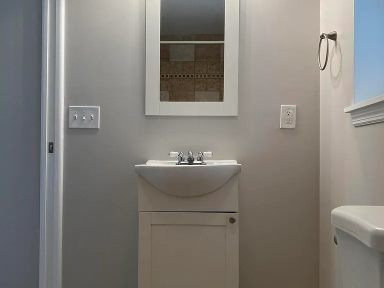 914 N Wild Olive Ave #910 — Photo 17