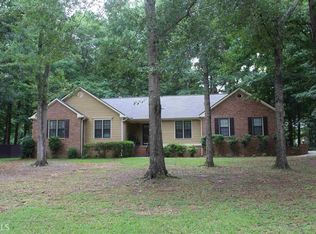 315 Twin Oaks Cir, Bogart, GA 30622