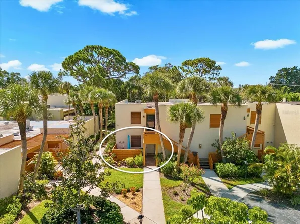 207 Pineneedle Dr #207, Bradenton, FL 34210