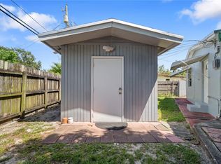 1741 NE 178th St #B, Miami, FL 33162