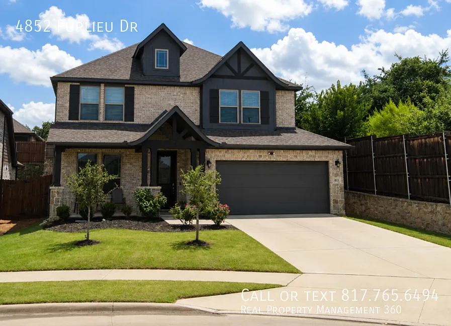 4 bed, 2.5 bath, 2810 sqft, $2,995 — Photo 1