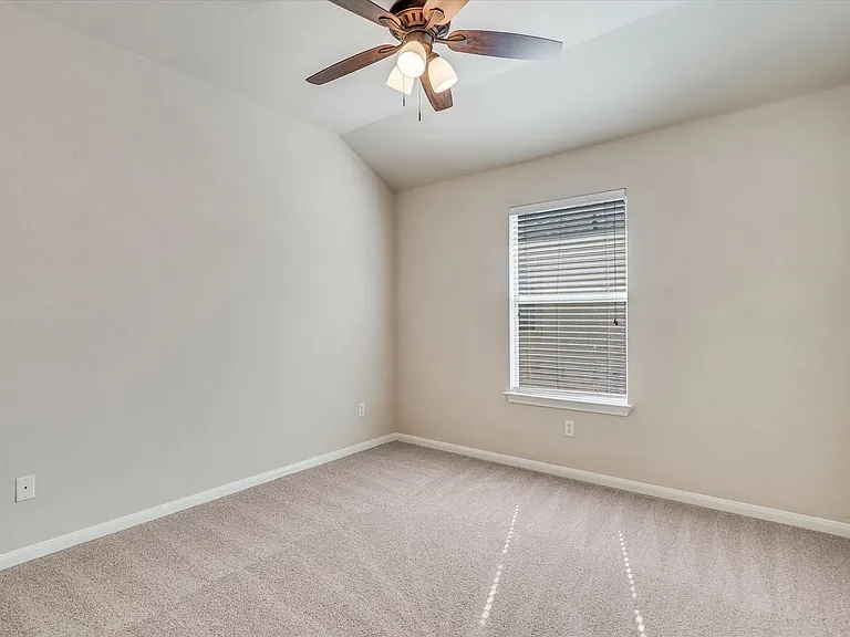4029 Lake Edge Way — Photo 19