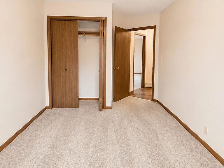 1102 Heeler Ave — Photo 15