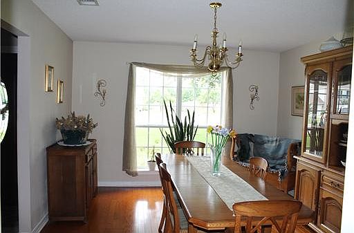 5th image of 2517 Shelby Ln