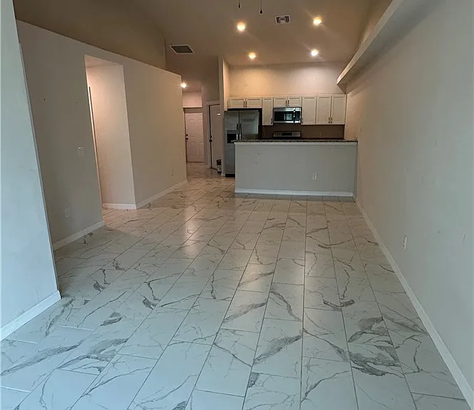 1205 Gleason Pkwy — Photo 2