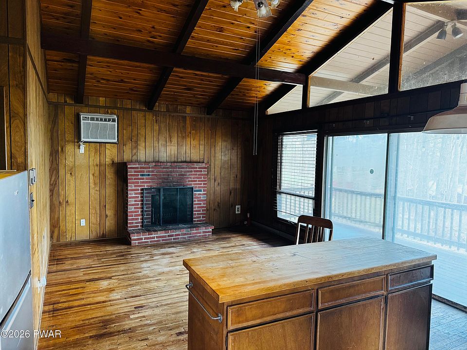 211 Hillside Dr, Lords Valley, PA 18428 | MLS #PW252512 | Zillow