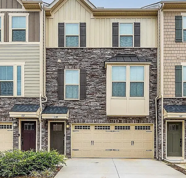 139 Eagle Wood Dr — Photo 1