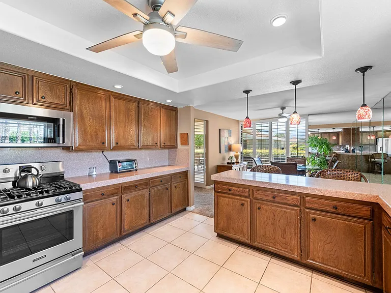 72385 Beverly Way — Photo 25