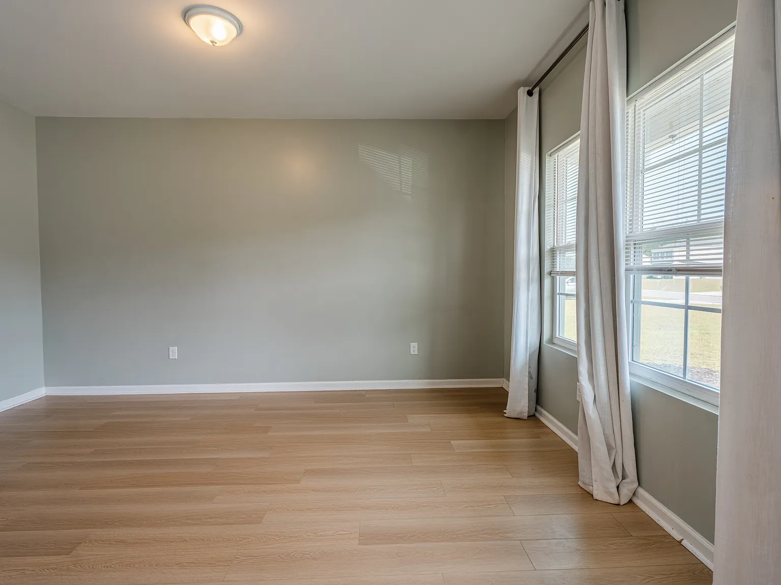 242 Enclave Way - 1 — Photo 3