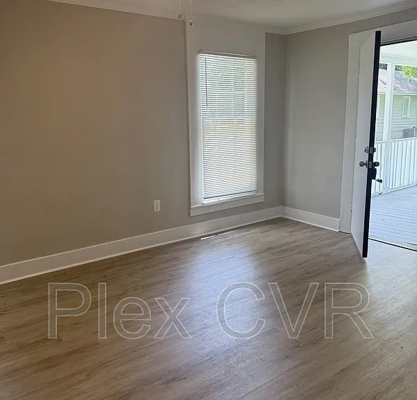 6 Linwood Ct — Photo 2