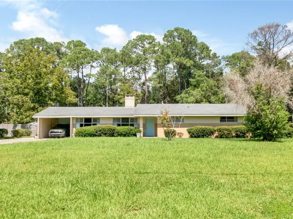 1204 Hannon Rd, Mobile, AL 36605