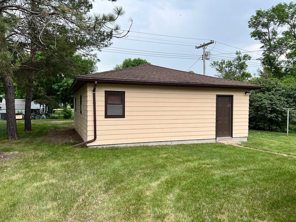 120 S Centennial St, Wishek, ND 58495 MLS 11182954 Zillow