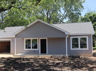 5916 Oakland Dr, Portage, MI 49024