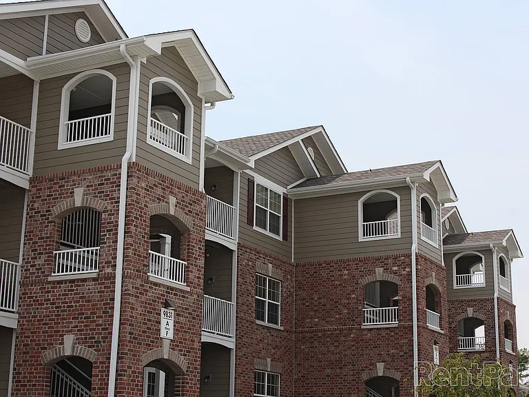 Cimarron Terrace — Photo 15