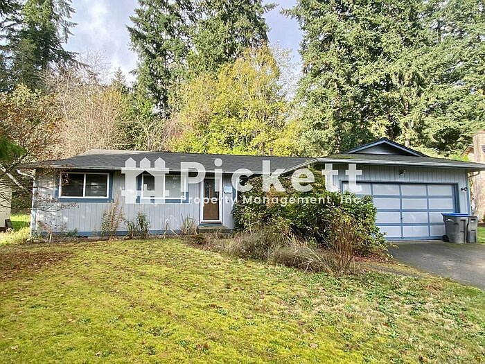 1st image of 1160 NW Huckle Dr