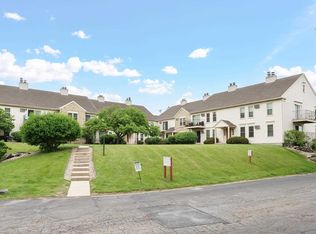 6726 Park Ridge Dr APT C, Madison, WI 53719