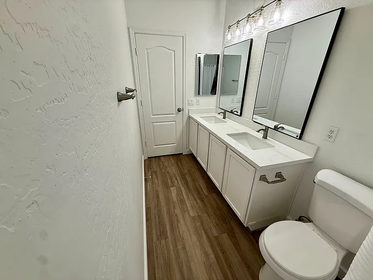 15238 W Custer Ln — Photo 24