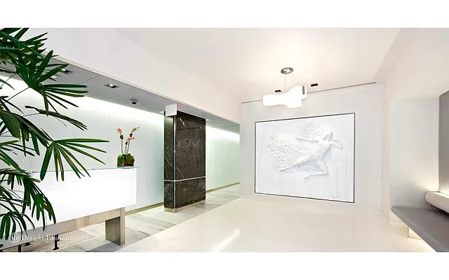 Rented by Douglas Elliman | media 22