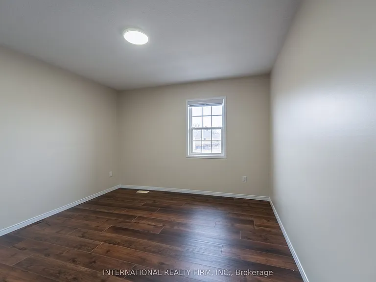 102 Hunter Way — Photo 33