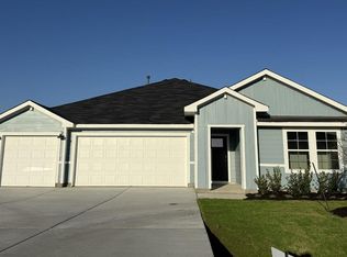 179 Great Northern Dr, Cedar Creek, TX 78612