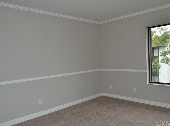 4th image of 2506 E Willow St Unit 303