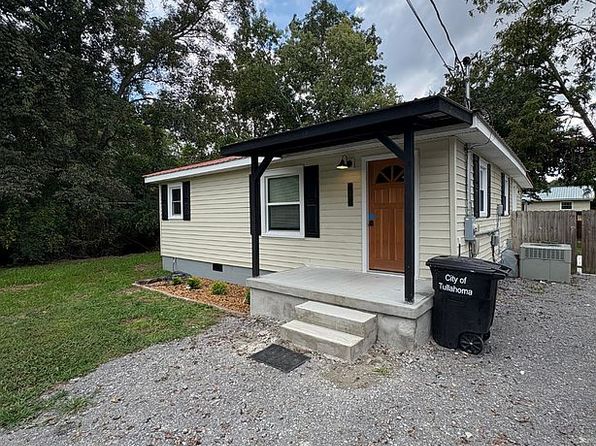 403 Cedar Ln #403