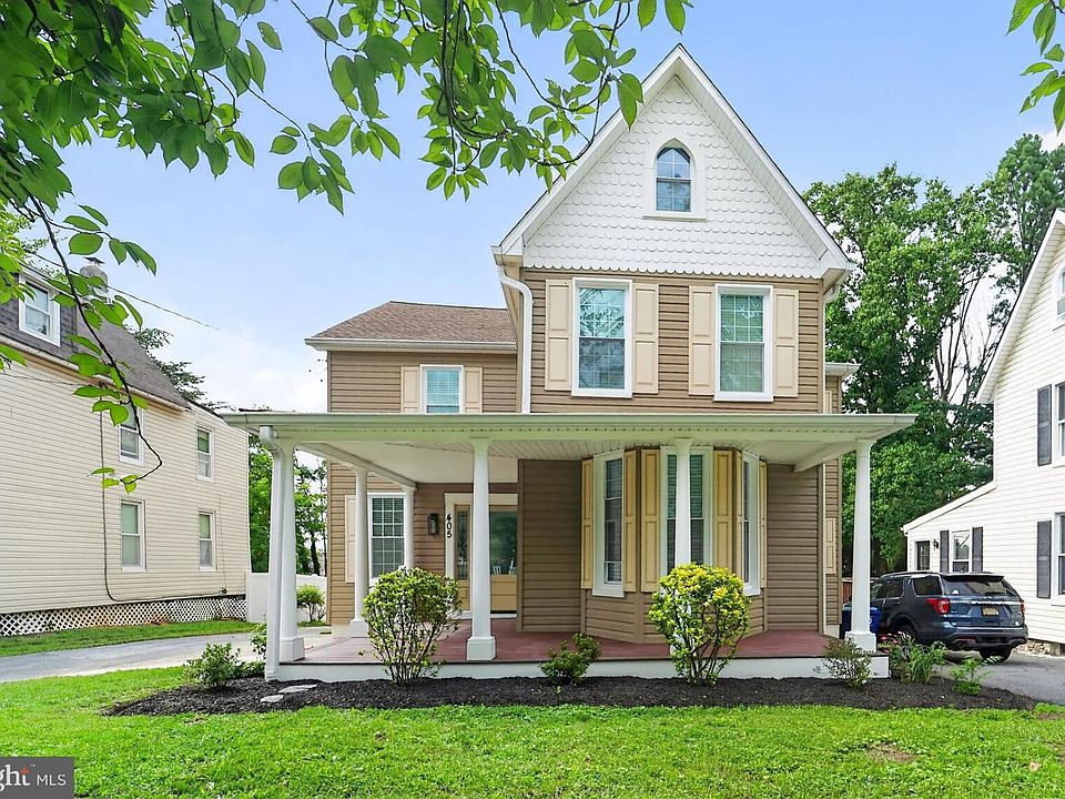 1st image of 405 Lyman Ave
