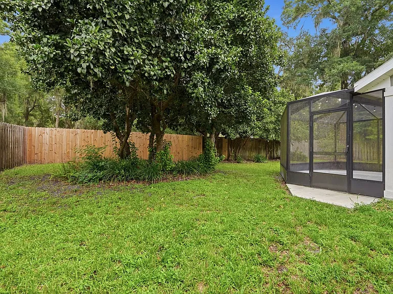 6831 SW 80th Dr — Photo 23