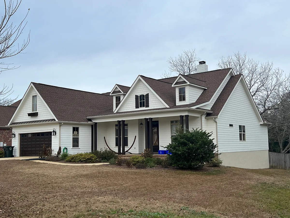 Large covered porch with open area to the right. - 342 Pecan Ridge Blvd